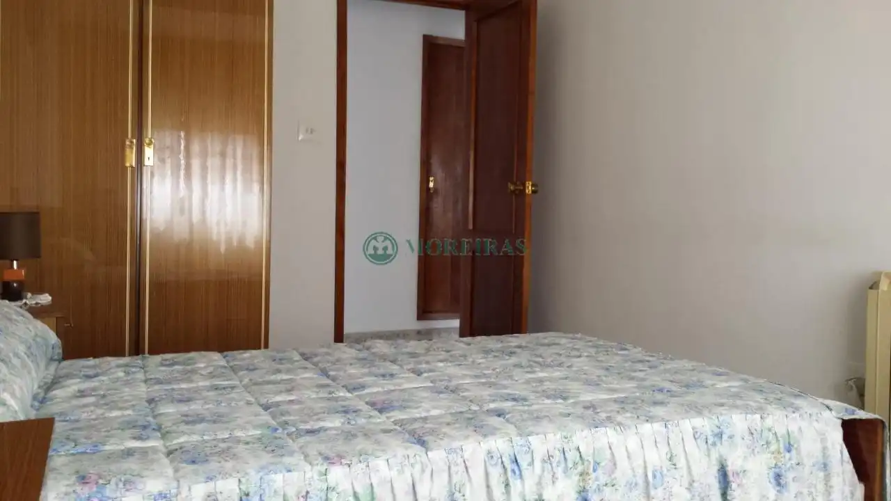 Habitación de Casa o chalet en venta en Ourense Capital  con Calefacción y Jardín privado