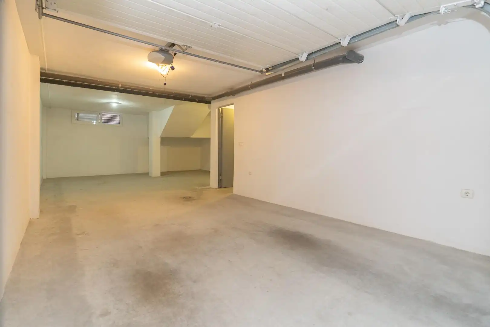 Casa adosada en venta en Motril con Aire acondicionado, Terraza y Trastero