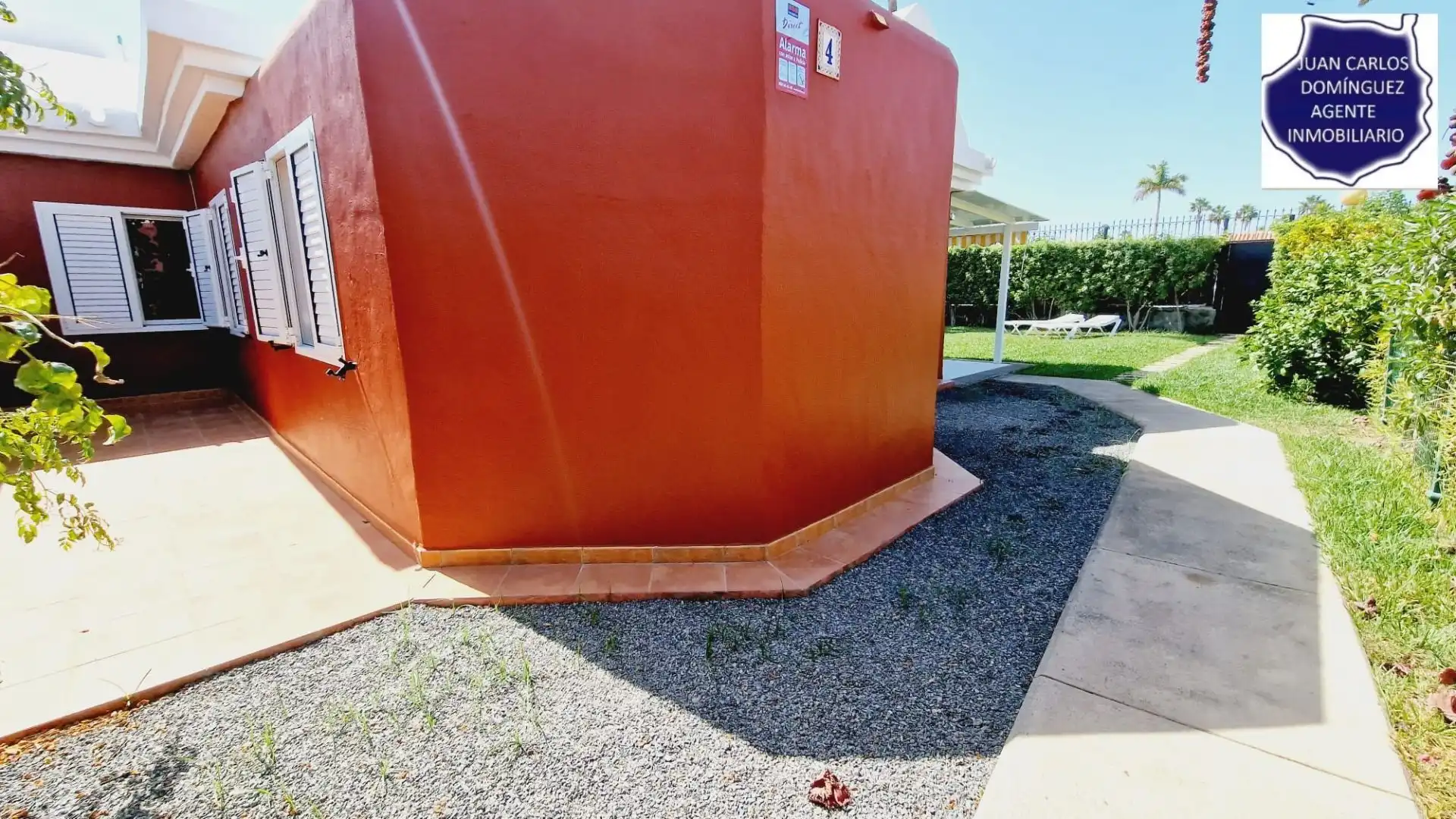 Vista exterior de Casa o xalet de lloguer en San Bartolomé de Tirajana amb Aire condicionat, Jardí privat i Terrassa