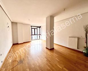 Living room of Apartment for sale in León Capital   with Heating, Parquet flooring and Storage room