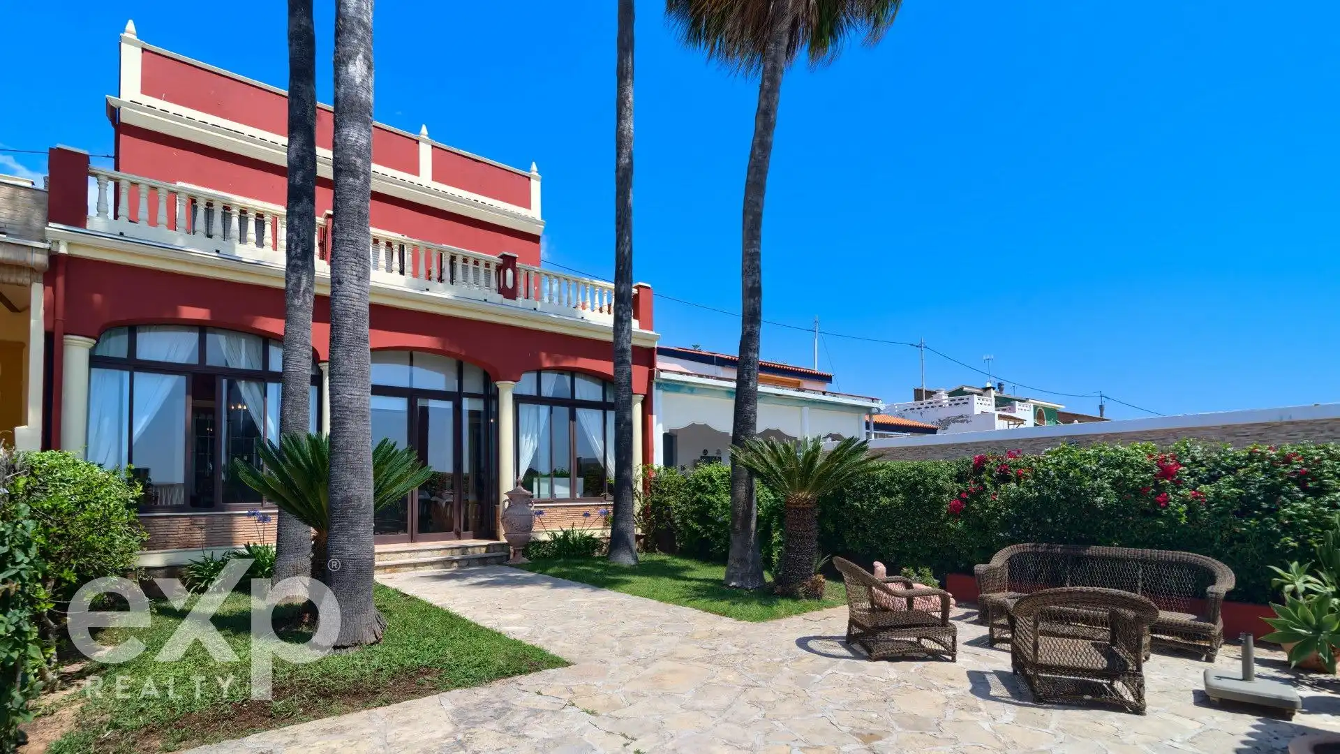 Chalet con jardín en venta en Playa