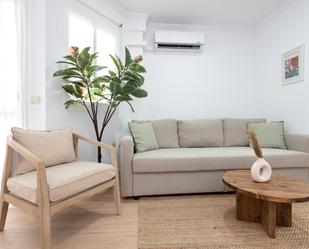 Sala d'estar de Apartament de lloguer en Málaga Capital amb Aire condicionat, Terrassa i Balcó