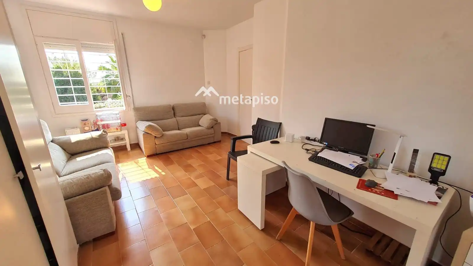Sala d'estar de Casa o xalet en venda en El Vendrell amb Aire condicionat i Calefacció