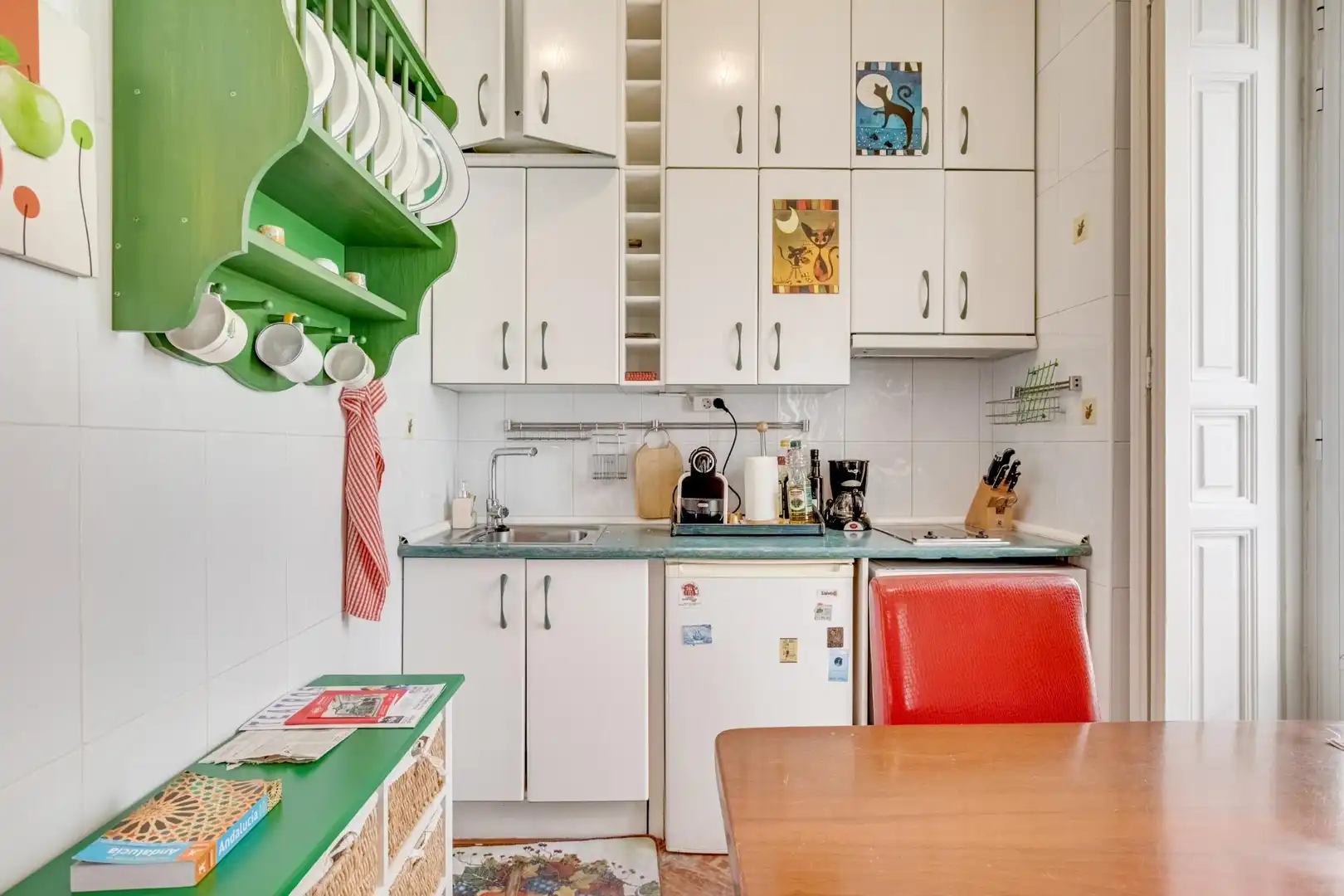 Cuina de Apartament de lloguer en Madrid amb Calefacció, Parquet i Balcó