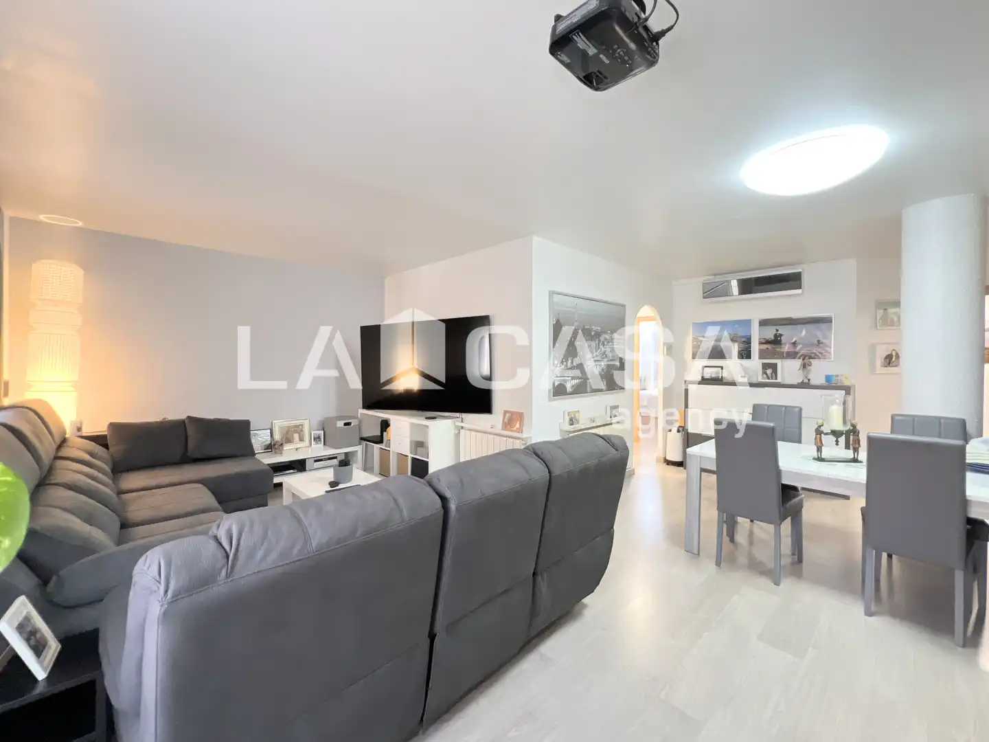 Living room of Flat for sale in Badalona