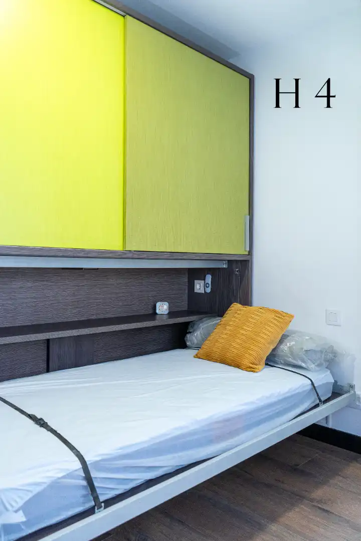 Bedroom of Flat for share in Zaragoza  with Air Conditioner, Heating and Private garden