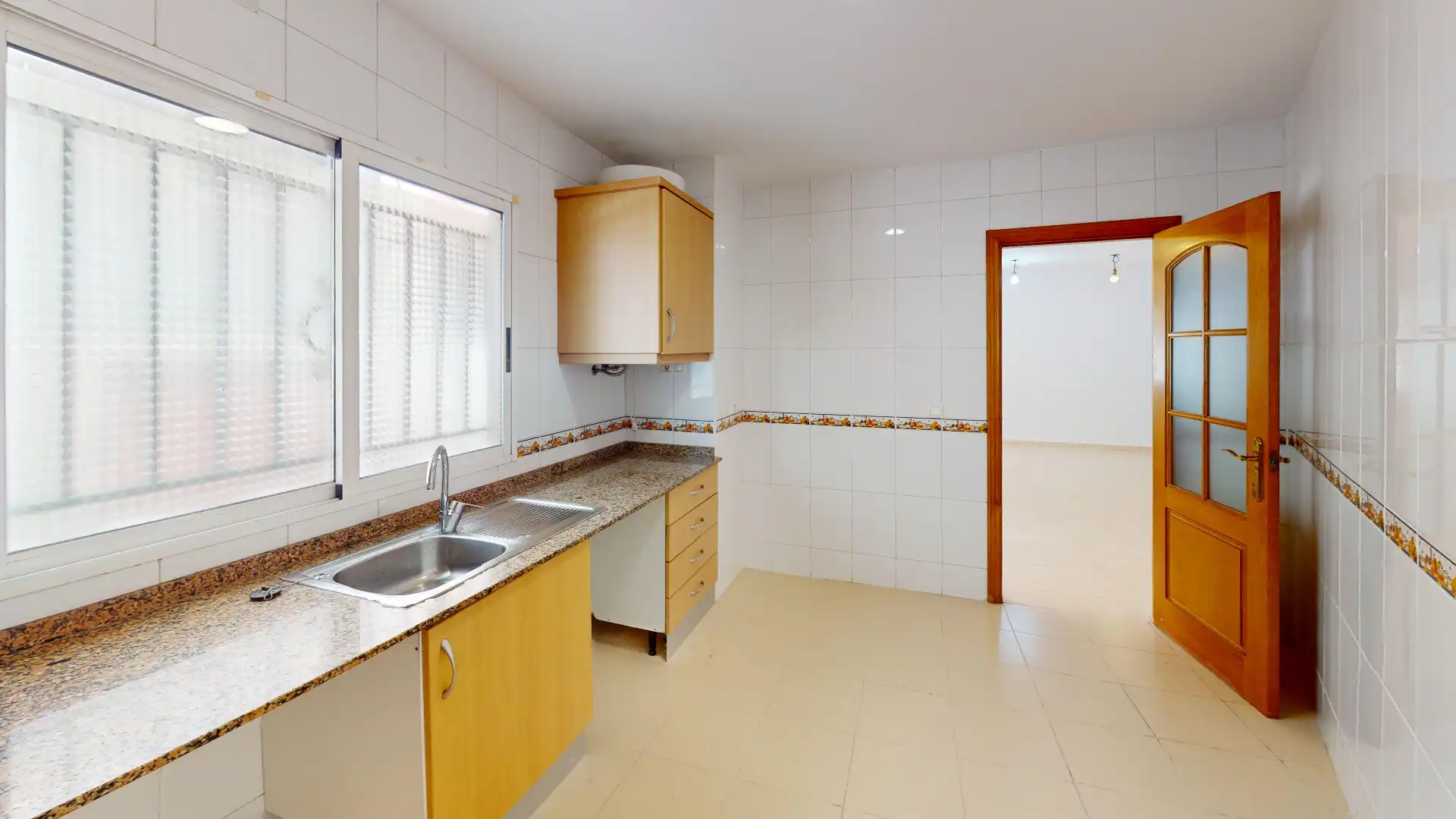 Kitchen of Flat for sale in Alicante / Alacant  with Storage room, Oven and Balcony