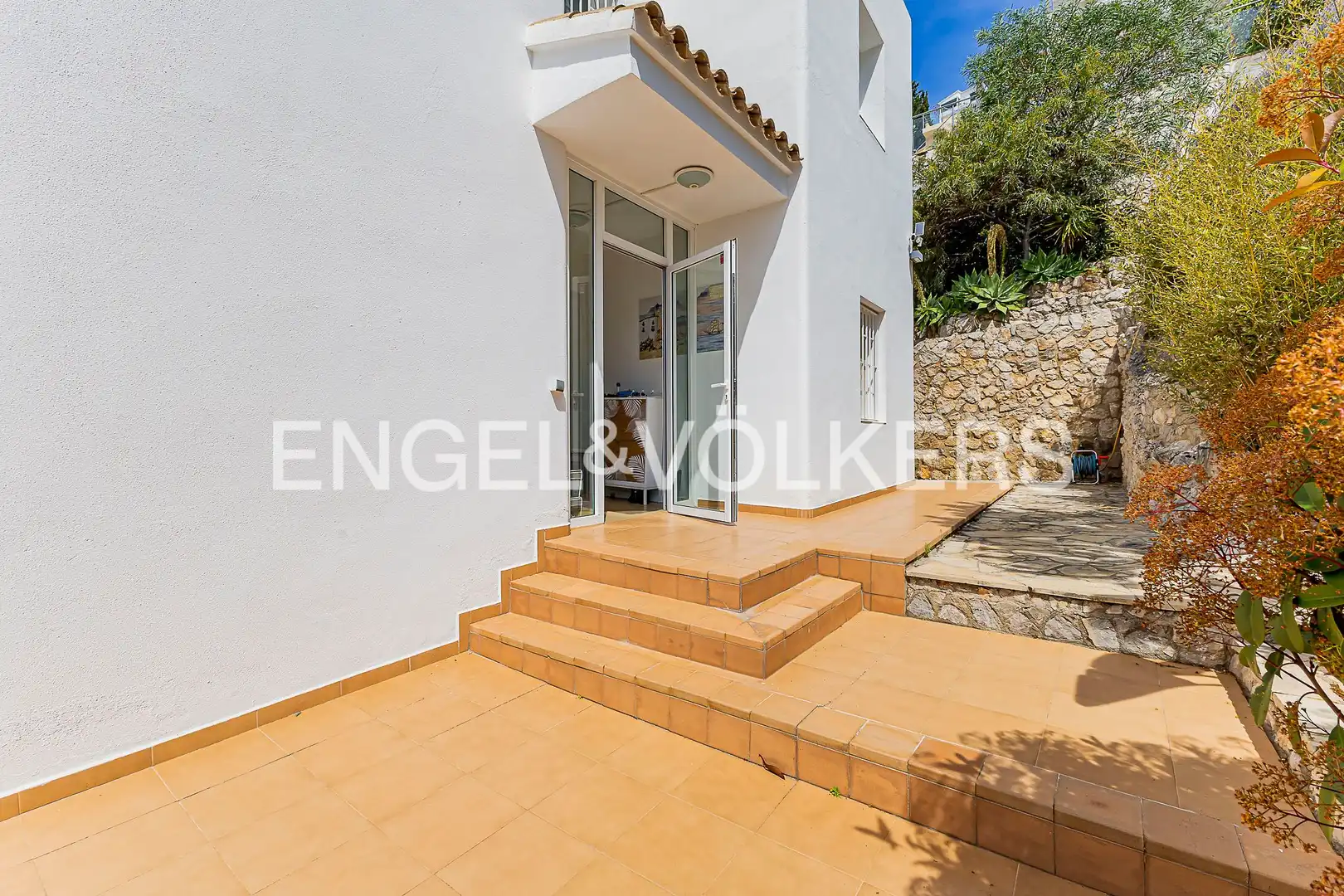 Vista exterior de Casa o chalet en venta en Sitges con Aire acondicionado, Calefacción y Jardín privado