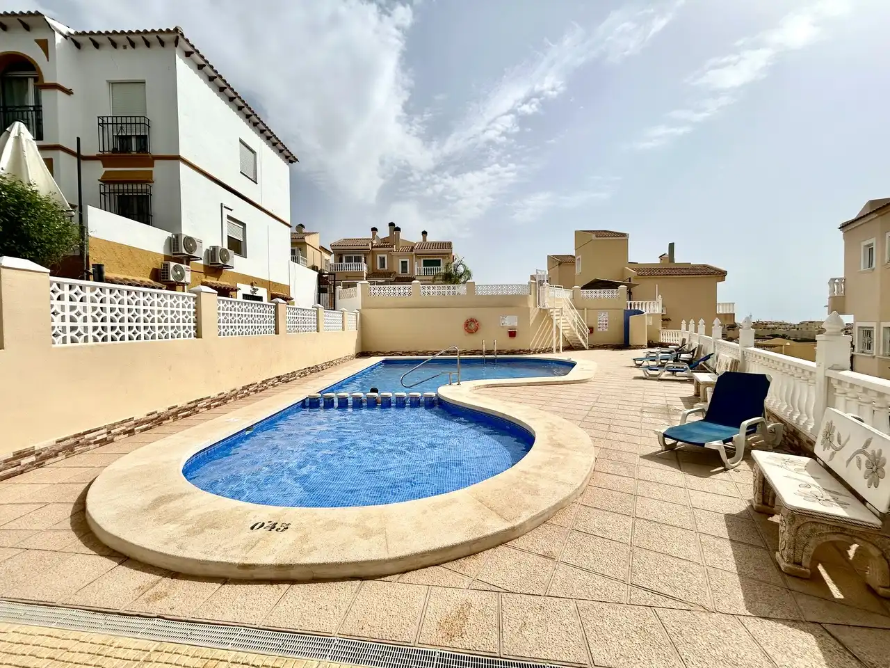 Estudio en venta en Villamartín - Las Filipinas