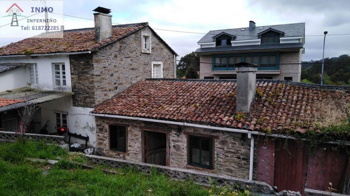 Exterior view of Houses for sale in Fene  with Storage room and Balcony