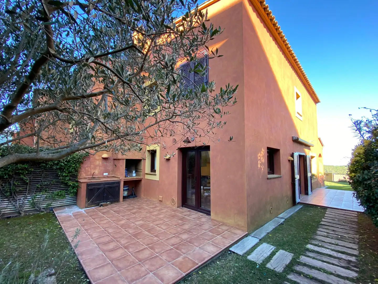 Terraced house with pool for sale in Begur pueblo, imagen 3
