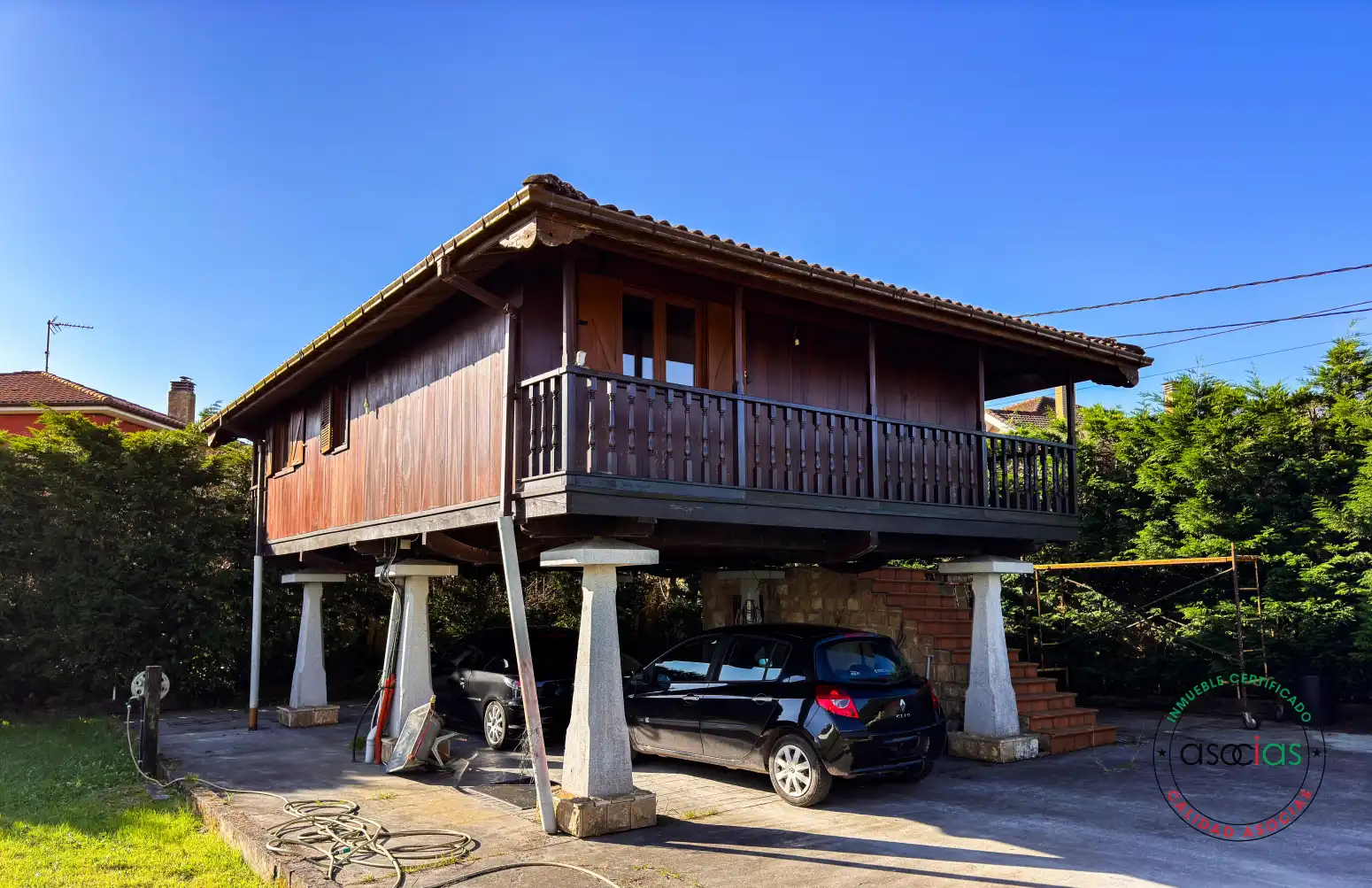 Vista exterior de Casa o xalet en venda en Villaviciosa amb Jardí privat i Traster