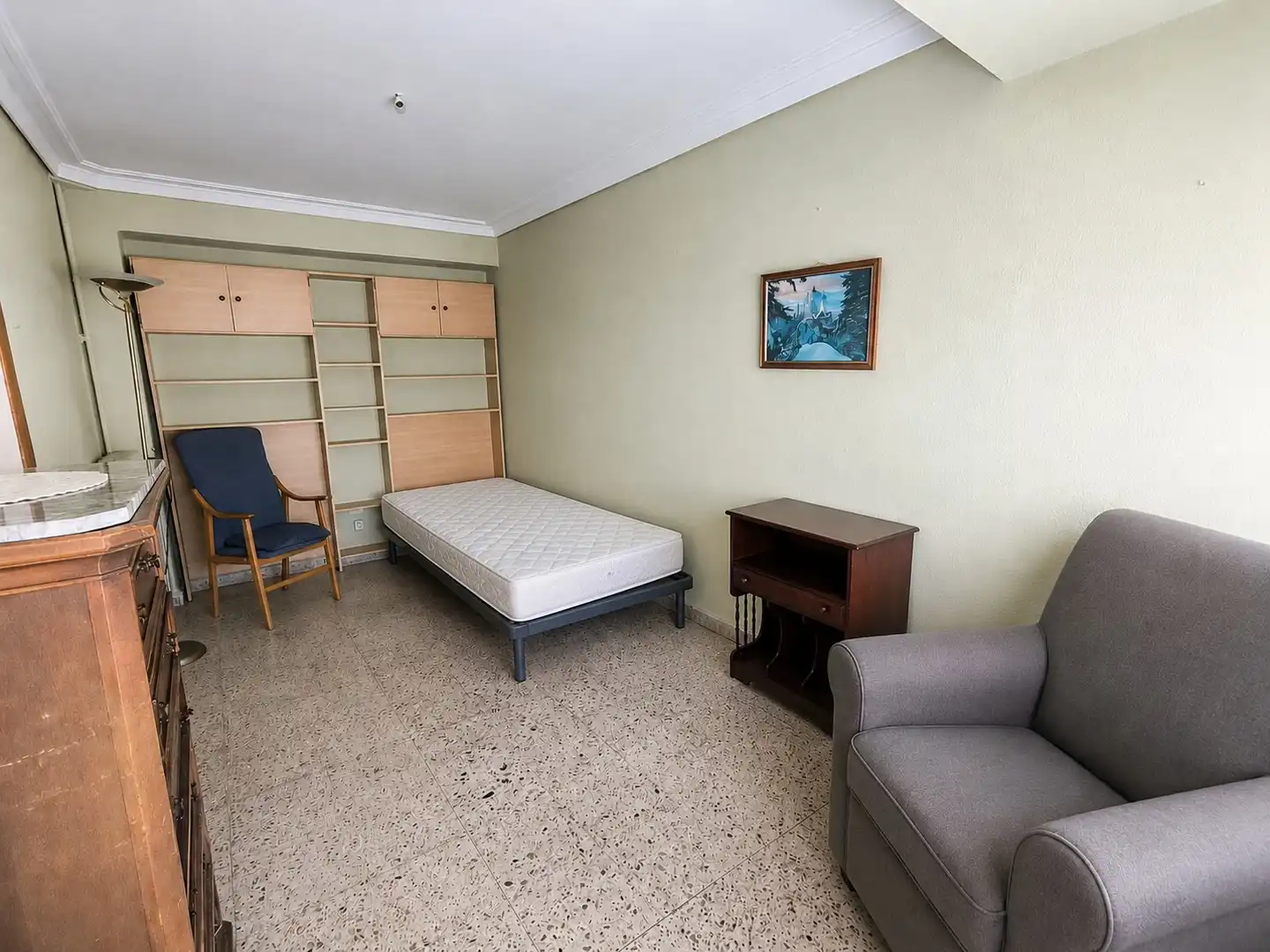 Habitación de Piso en venta en Zaragoza con Calefacción, Amueblado y Horno