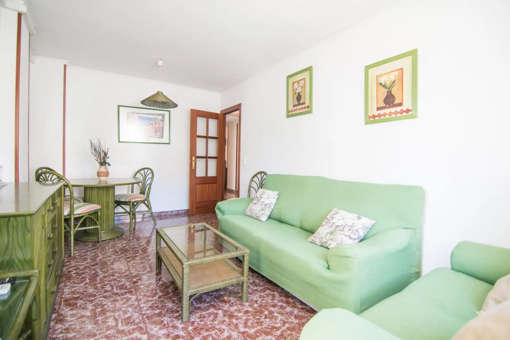 Wohnzimmer von Wohnungen zum Verkauf in Gandia mit Klimaanlage, Privatgarten und Terrasse