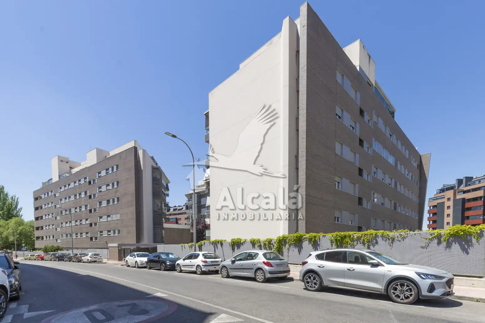 Außenansicht von Wohnung zum Verkauf in Alcalá de Henares mit Klimaanlage, Heizung und Terrasse