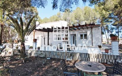 Vista exterior de Casa o xalet en venda en Monóvar  / Monòver amb Jardí privat, Terrassa i Traster