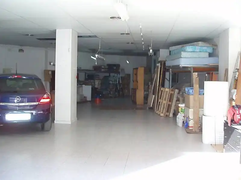 Locale commerciale in vendita a Vilanova del Camí, imagen 3