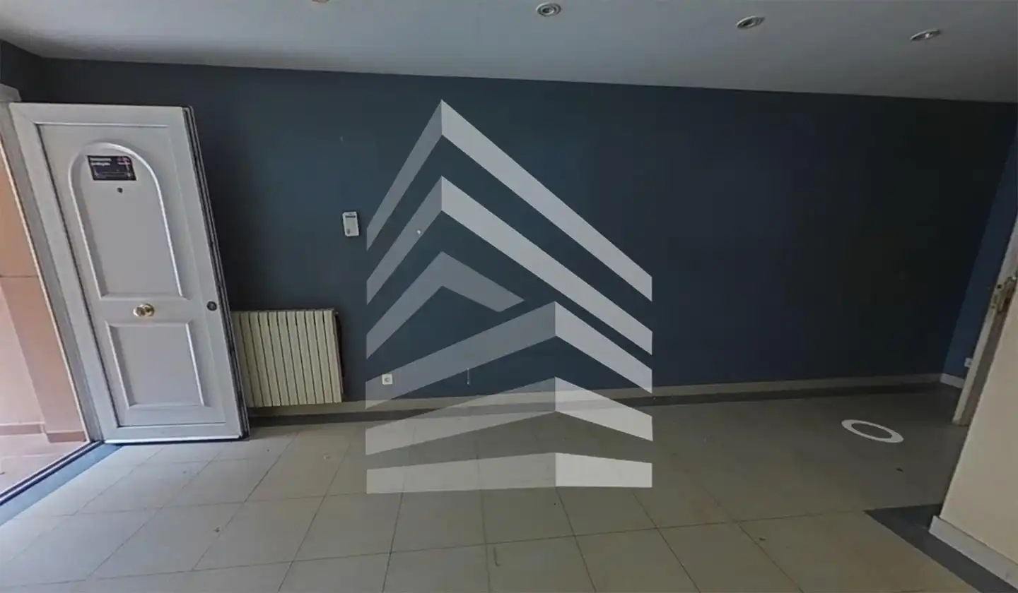 Casa amb terrassa en venda a calle Figueres, imagen 3