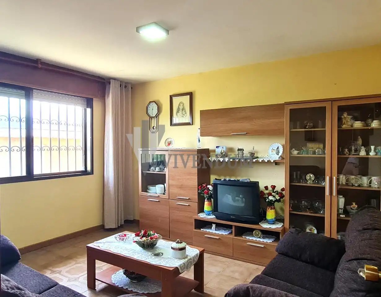Sala de estar de Casa o chalet en venta en Arbo con Calefacción, Jardín privado y Terraza