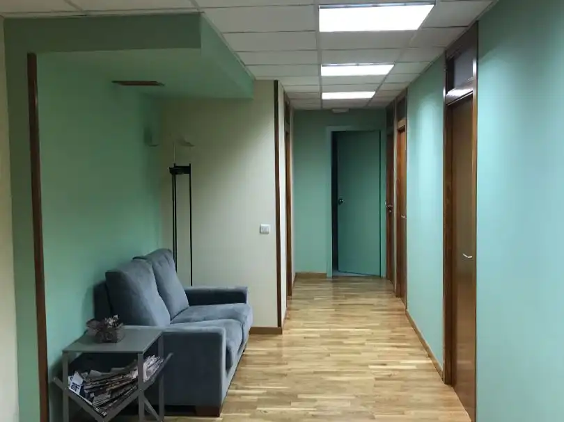Oficina de alquiler en Les Corts