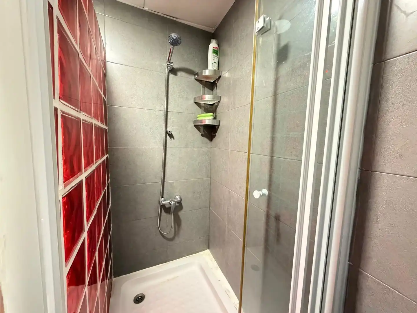 Baño de Piso en venta en Antequera con Calefacción y Terraza