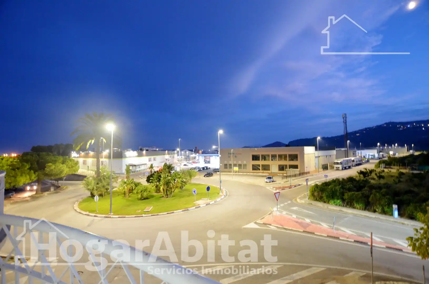 Adosado con terraza en venta en Avenida Ausiàs March, imagen 14
