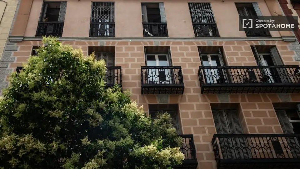 Flat for rent in Gaztambide