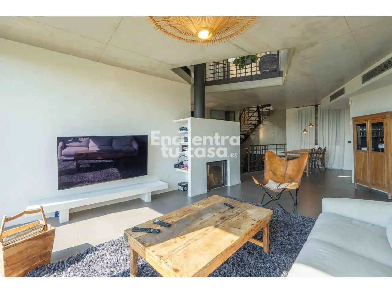 Sala d'estar de Casa o xalet en venda en Donostia - San Sebastián  amb Jardí privat, Terrassa i Piscina