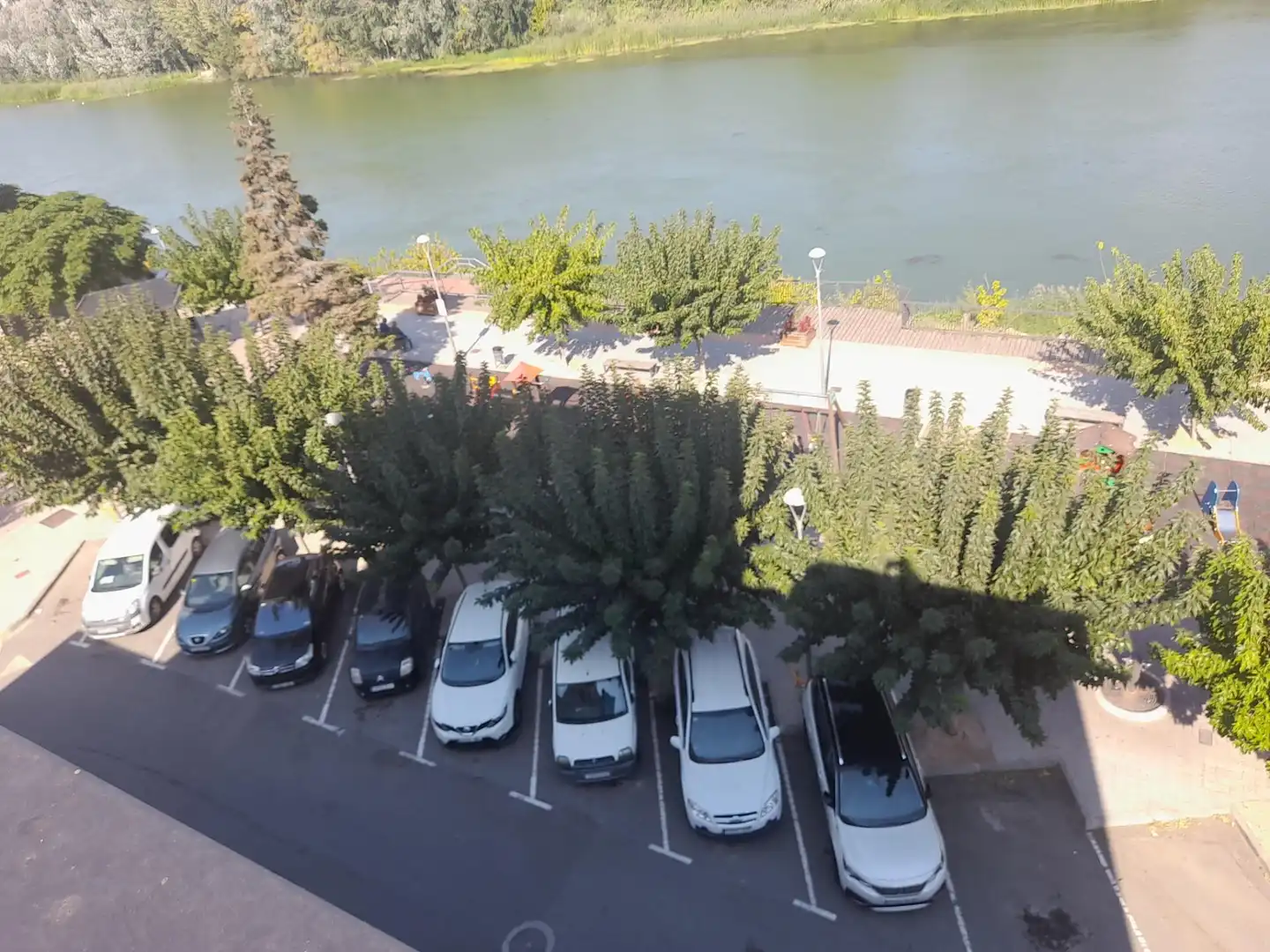 Parkplatz von Büro zum Verkauf in Móra d'Ebre mit Terrasse