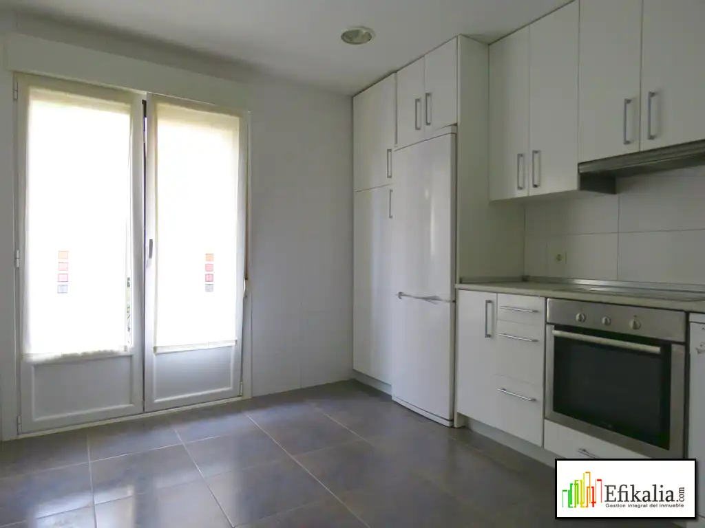 Cocina de Piso en venta en Tolosa con Calefacción y Trastero