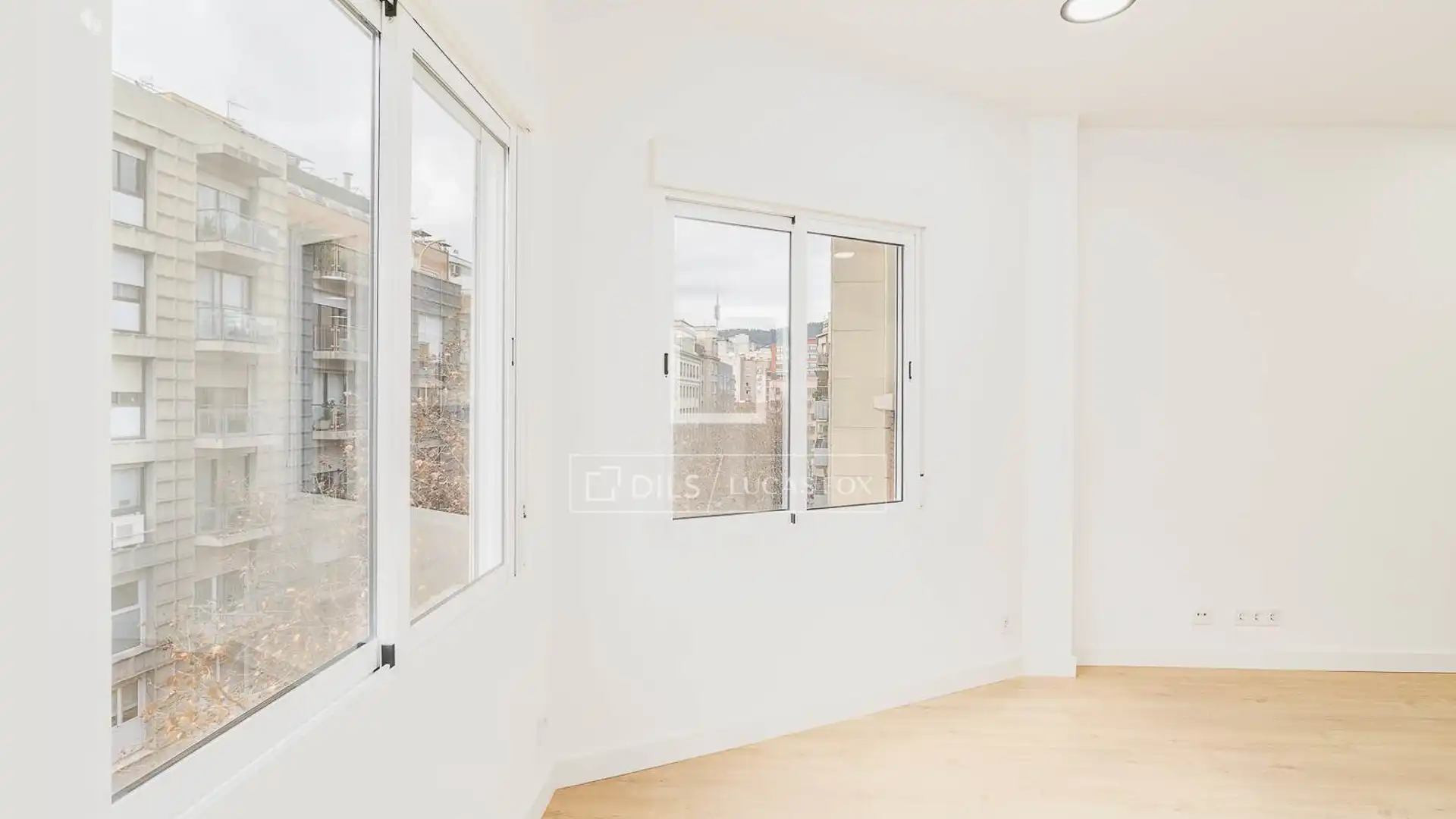 Habitación de Piso en venta en  Barcelona Capital