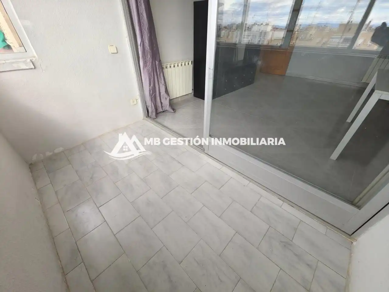 Dormitori de Pis en venda en Móstoles amb Calefacció, Terrassa i Traster