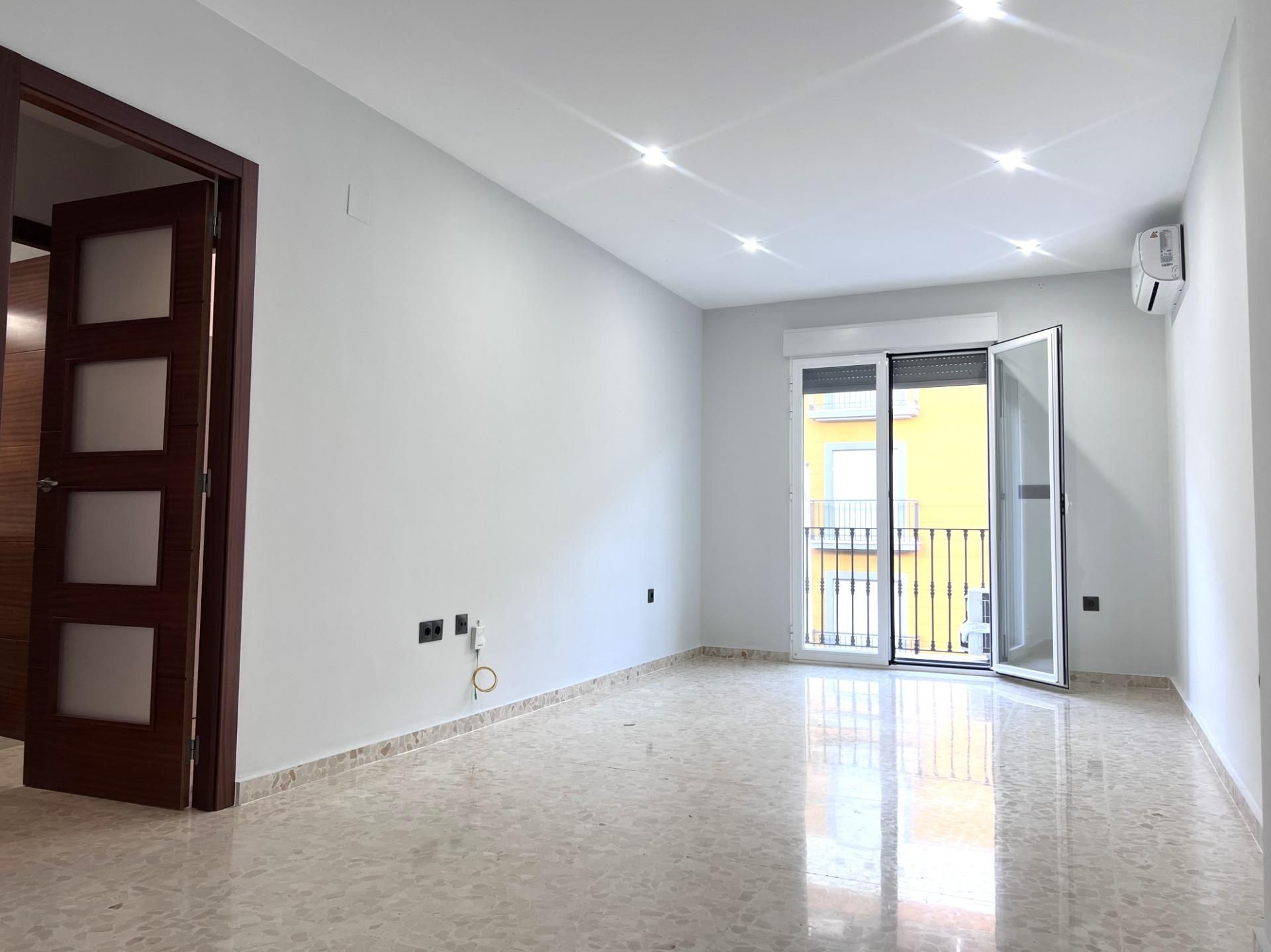 Flat to rent in Don Benito  with Air Conditioner and Balcony