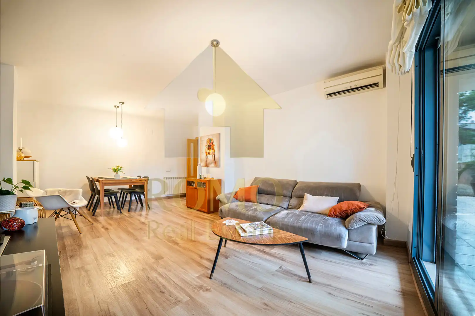 Sala de estar de Planta baja en venta en Polinyà con Aire acondicionado, Calefacción y Parquet