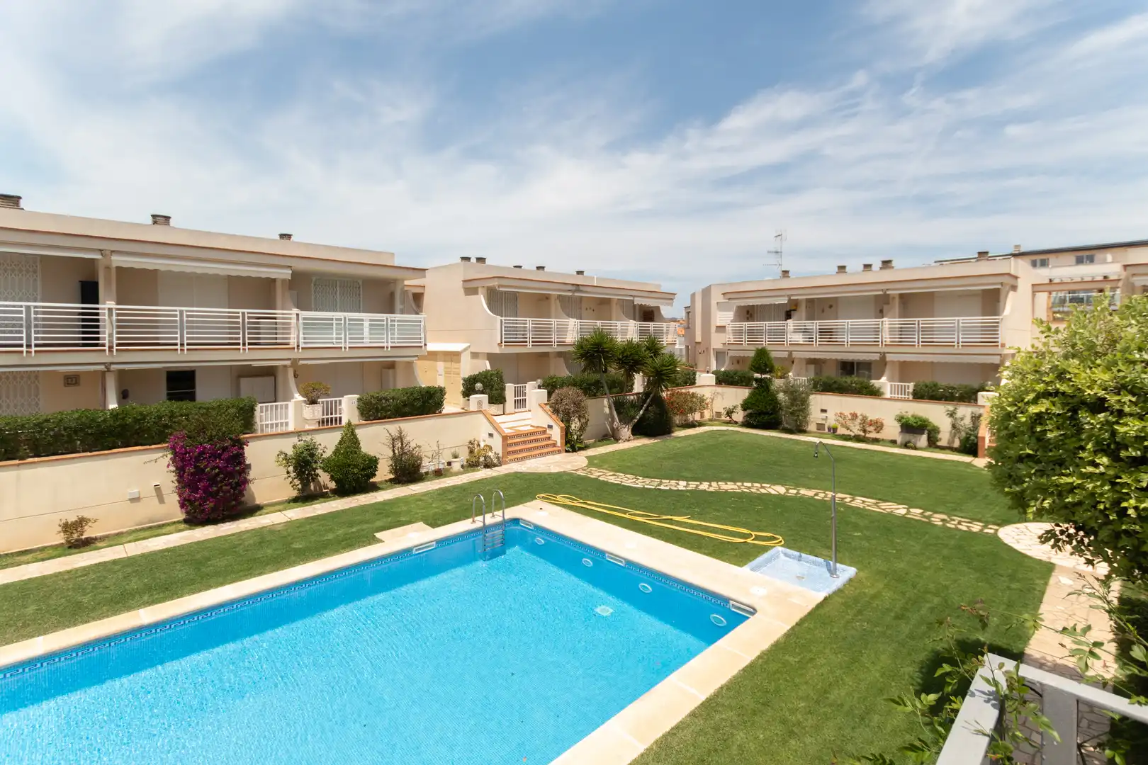 Swimming pool of Storage room for sale in Vinaròs