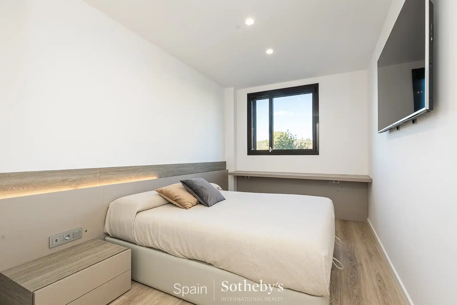 Dormitori de Apartament en venda en Sitges amb Aire condicionat, Jardí privat i Jacuzzi