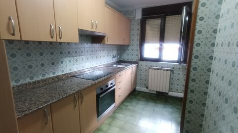Foto 5 de Piso en venta en Torrelavega - Cl el Trust, Centro, Torrelavega