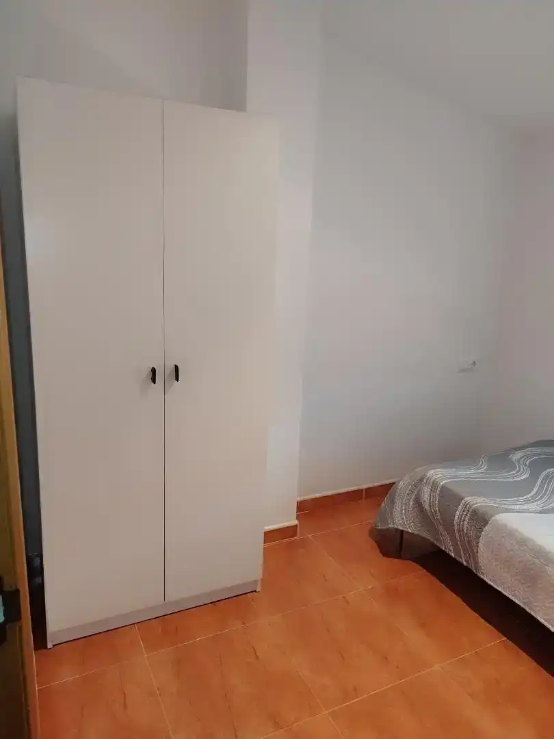 Habitación de Ático en venta en Serra con Aire acondicionado, Trastero y Amueblado