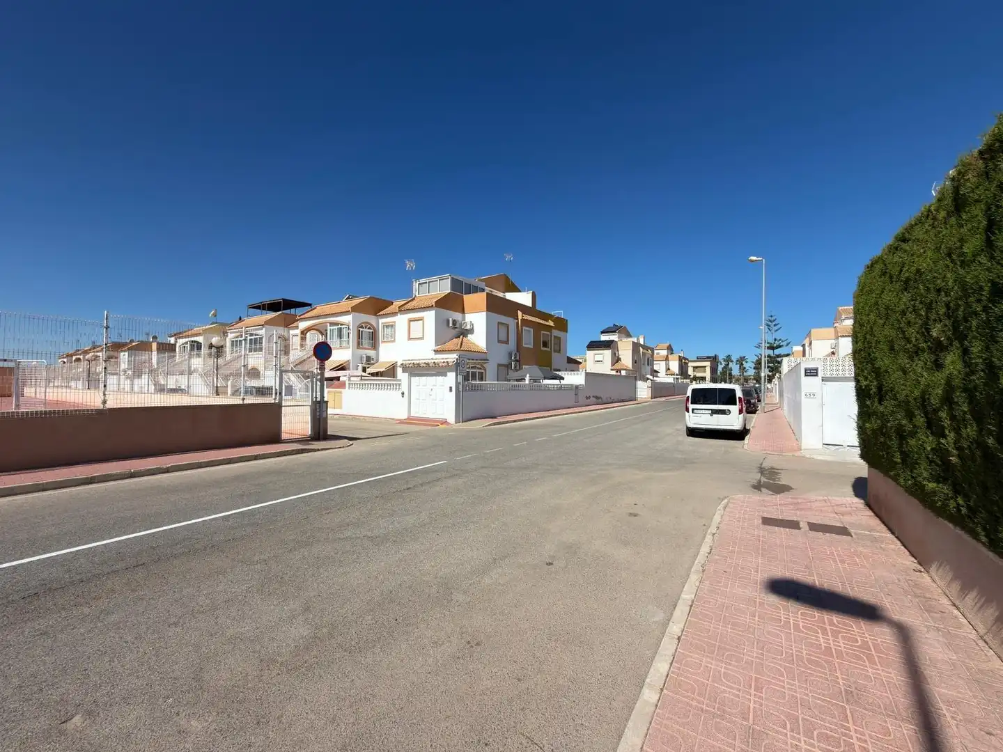 Vista exterior de Casa o chalet en venta en Torrevieja con Aire acondicionado, Calefacción y Terraza