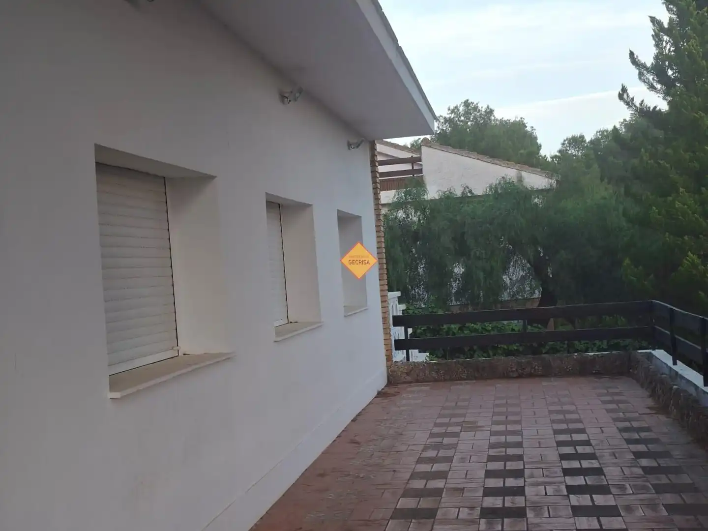 Vista exterior de Casa o xalet en venda en Náquera amb Piscina i Piscina comunitària