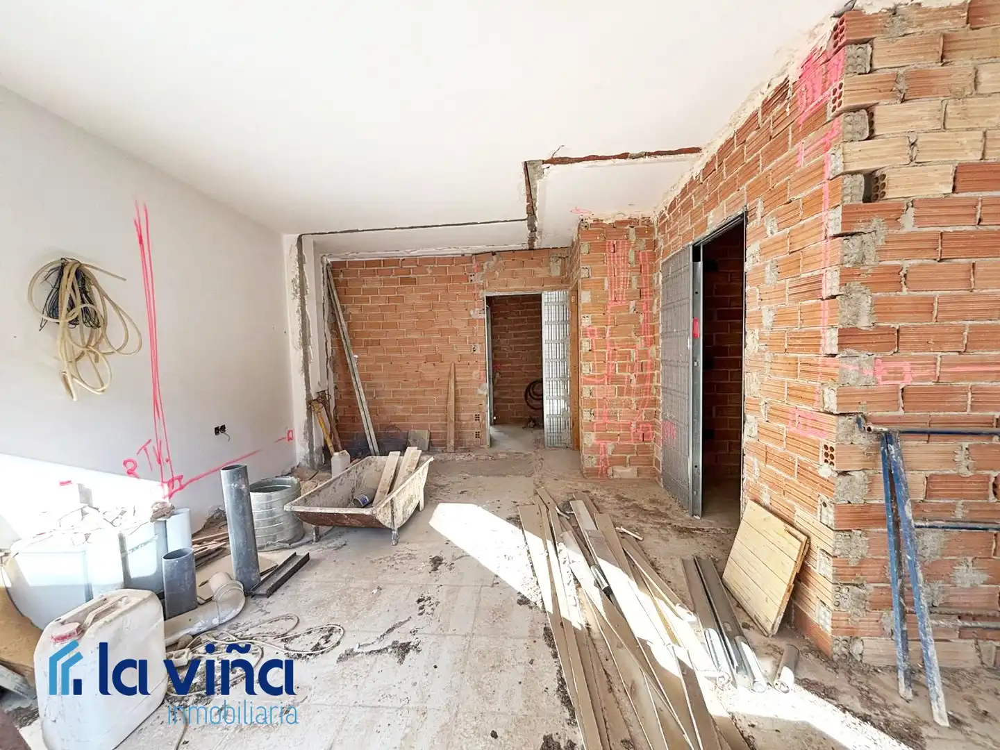 Buildings for sale in Villanueva del Trabuco