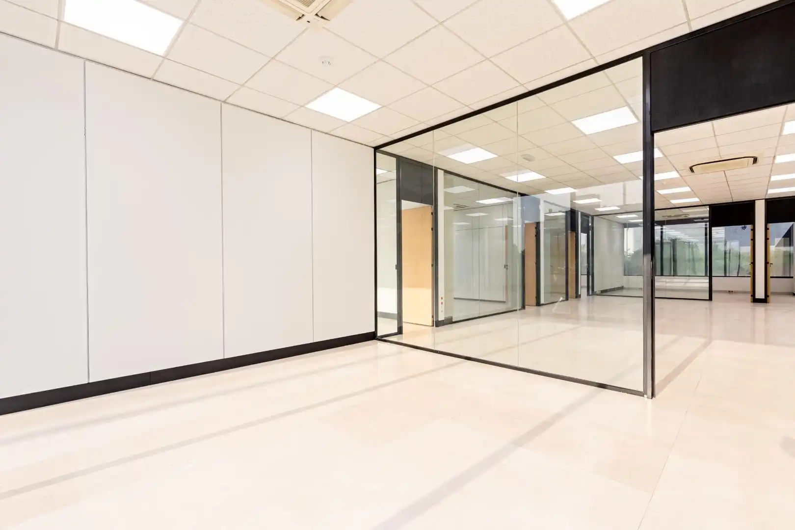 Büro zum Verkauf in Pozuelo de Alarcón mit Klimaanlage und Heizung