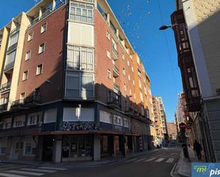 Vista exterior de Pis en venda en Valladolid Capital amb Calefacció, Parquet i Balcó