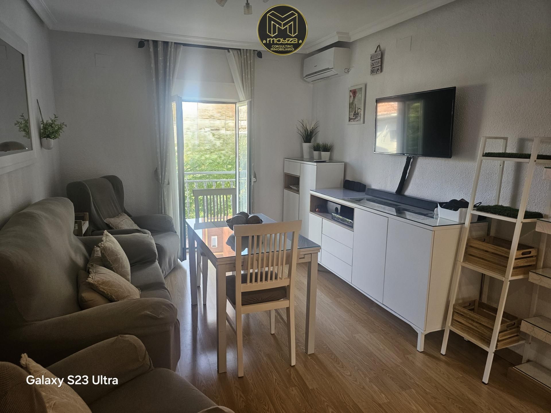 Bedroom of Flat for sale in  Jaén Capital