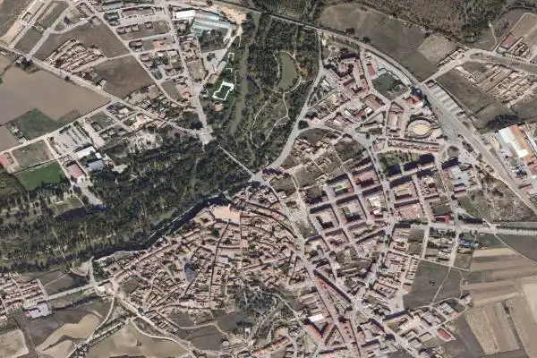 Garaje en venta en Almazán