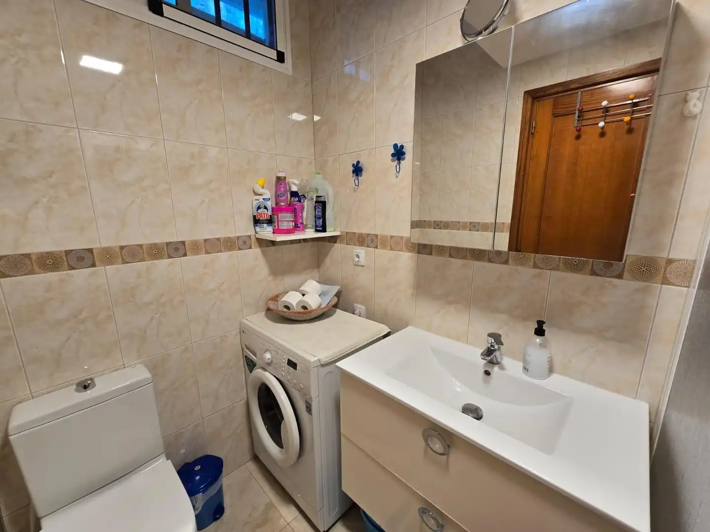 Bathroom of Apartments for rent in Mogán  with Furnished, Balcony and Alarm