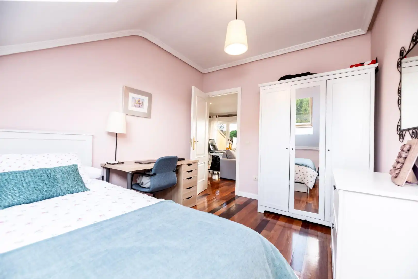 Habitación de Casa o chalet en venta en Torrelodones con Aire acondicionado, Calefacción y Jardín privado