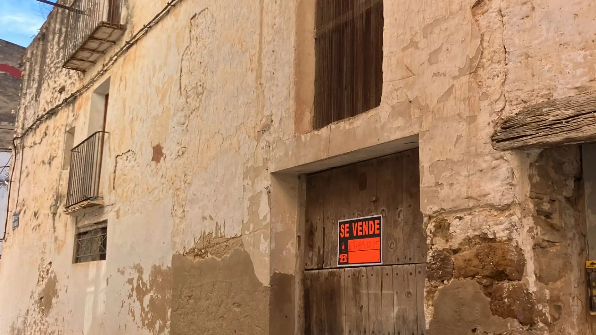 Vista exterior de Casa o chalet en venta en Benassal con Balcón