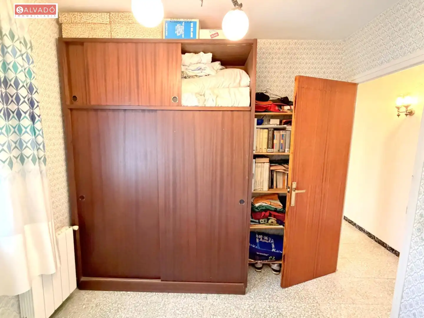 Schlafzimmer von Erdgeschoss zum Verkauf in Calafell mit Klimaanlage, Heizung und Privatgarten