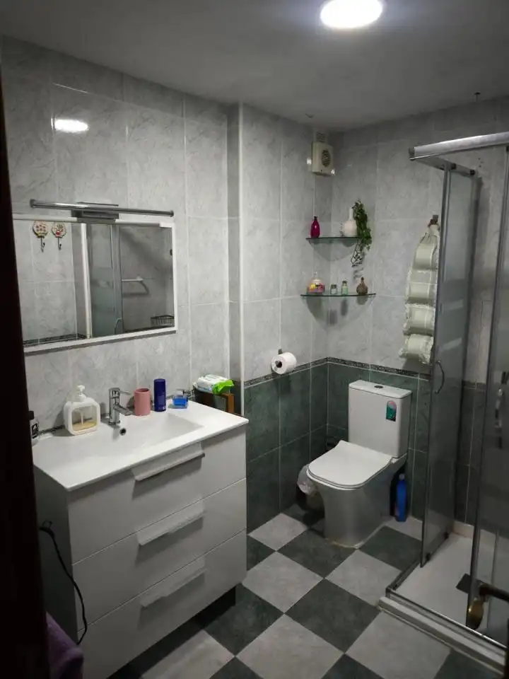 Bathroom of Ground floor for sale in Melilla